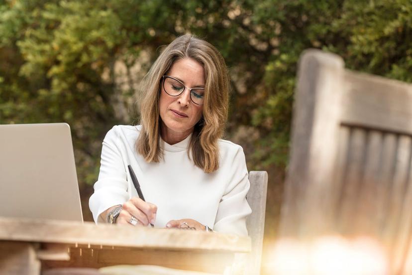 How to Write a Landlord Reference Letter for a Tenant
